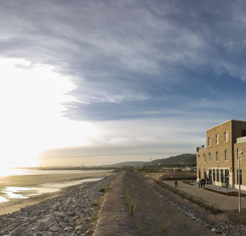 Beach with a building on the right 