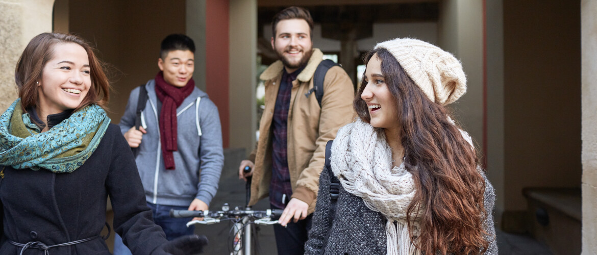 Students walking to lectures